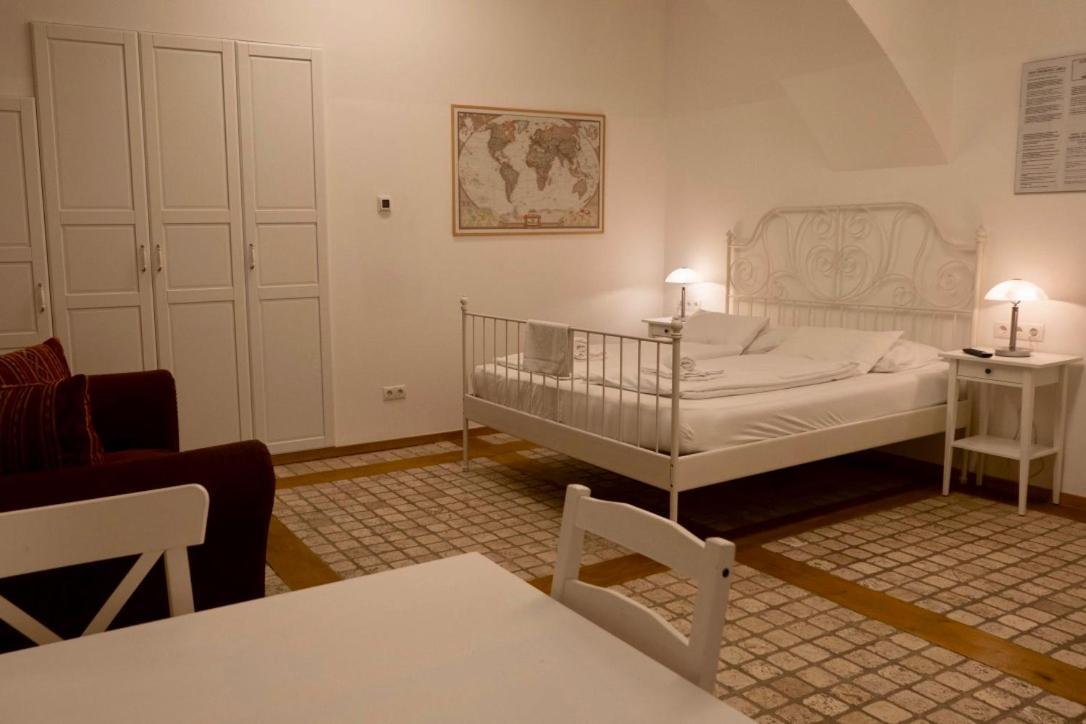 Modern Studios Near City Center Bécs Kültér fotó